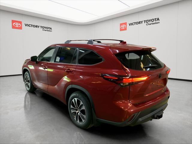 new 2025 Toyota Highlander car, priced at $48,387