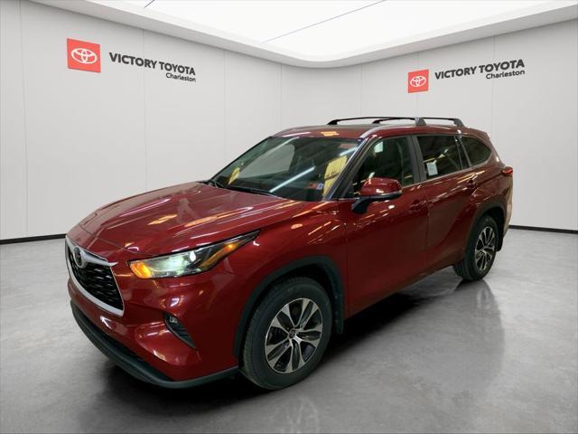 new 2025 Toyota Highlander car, priced at $48,387