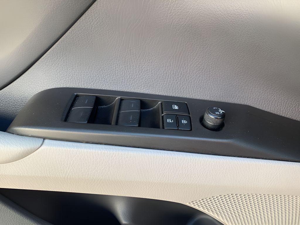 used 2024 Toyota Camry Hybrid car, priced at $28,662
