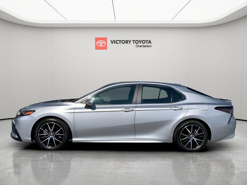 used 2024 Toyota Camry Hybrid car, priced at $28,662