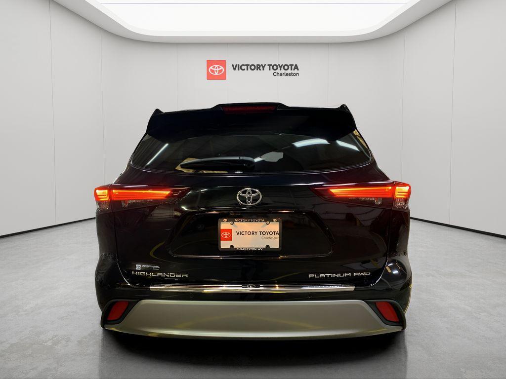new 2025 Toyota Highlander car, priced at $54,893