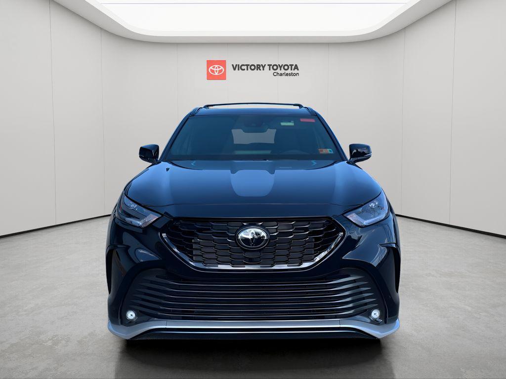 new 2026 Toyota Highlander car, priced at $51,373