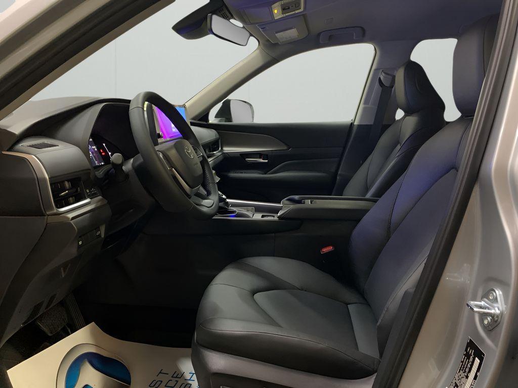 new 2025 Toyota Grand Highlander car, priced at $48,543