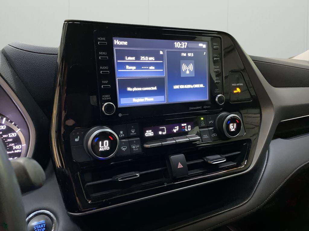 used 2022 Toyota Highlander car, priced at $34,180