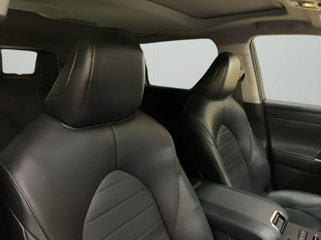 used 2022 Toyota Highlander car, priced at $34,180