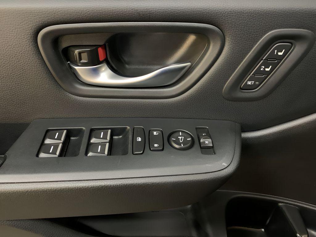used 2024 Honda Pilot car, priced at $45,199