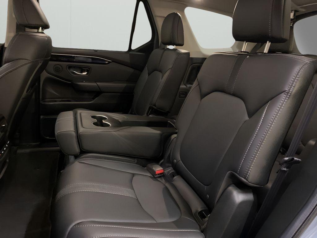 used 2024 Honda Pilot car, priced at $45,199