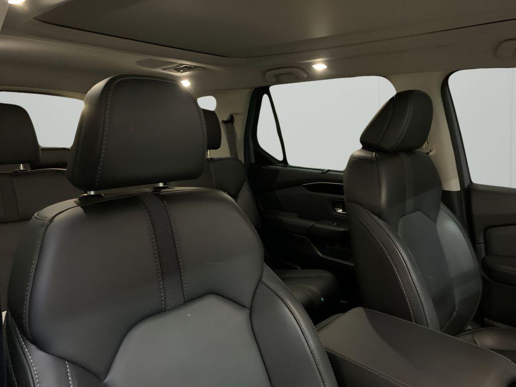 used 2024 Honda Pilot car, priced at $45,199