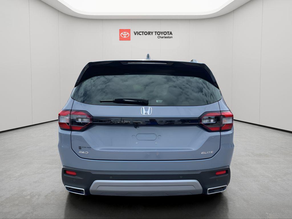 used 2025 Honda Pilot car, priced at $51,215