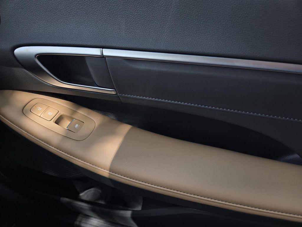 new 2025 Hyundai Sonata Hybrid car, priced at $39,116