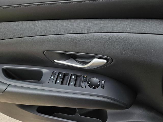new 2025 Hyundai Tucson car, priced at $31,905