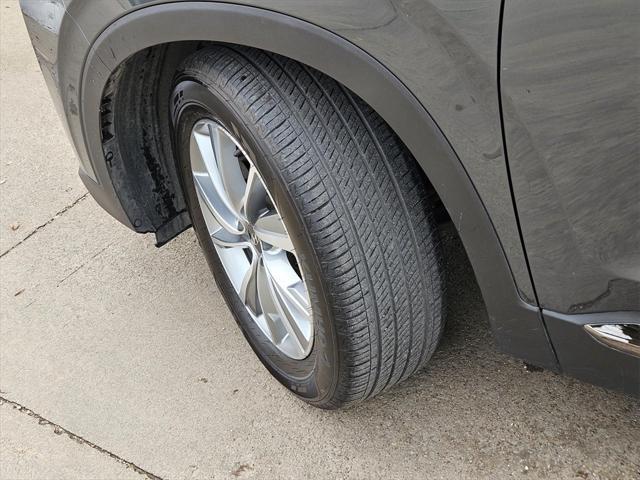 used 2020 Hyundai Santa Fe car, priced at $22,000