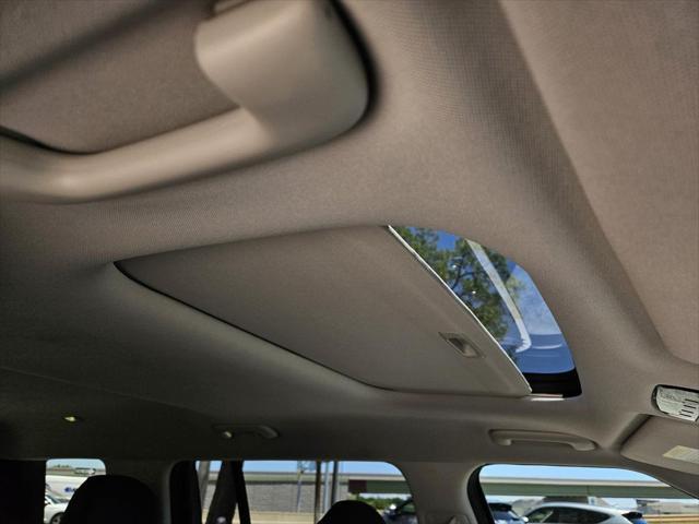 used 2025 Hyundai Santa Fe car, priced at $39,000