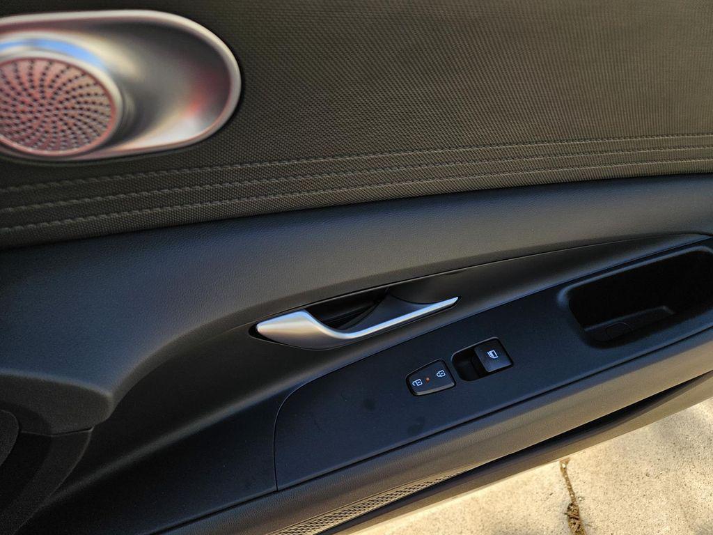 new 2025 Hyundai Elantra car, priced at $24,208