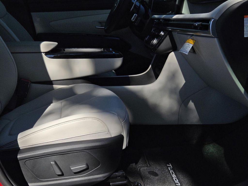 new 2025 Hyundai TUCSON Hybrid car, priced at $44,485