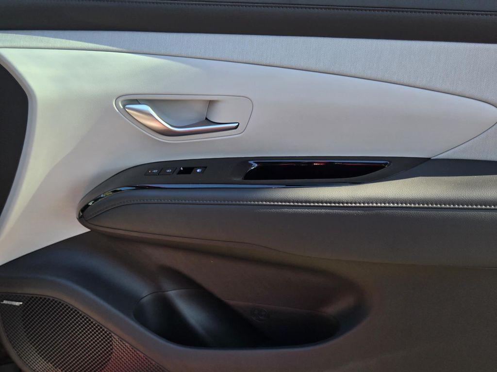 new 2025 Hyundai TUCSON Hybrid car, priced at $44,485
