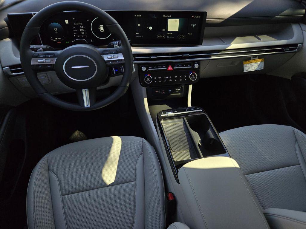 new 2025 Hyundai TUCSON Hybrid car, priced at $44,485