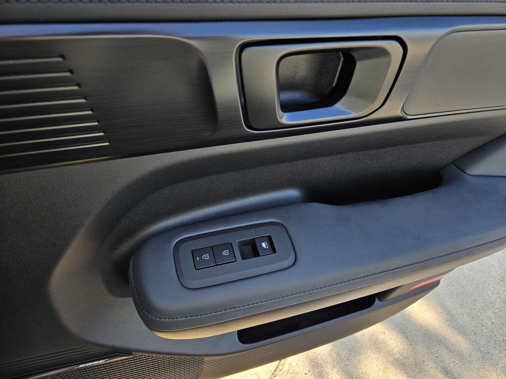 new 2025 Hyundai SANTA FE HEV car, priced at $50,948