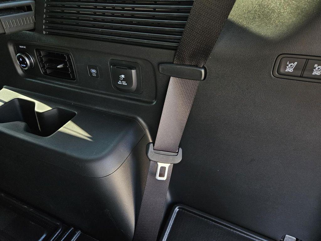 new 2025 Hyundai SANTA FE HEV car, priced at $50,948