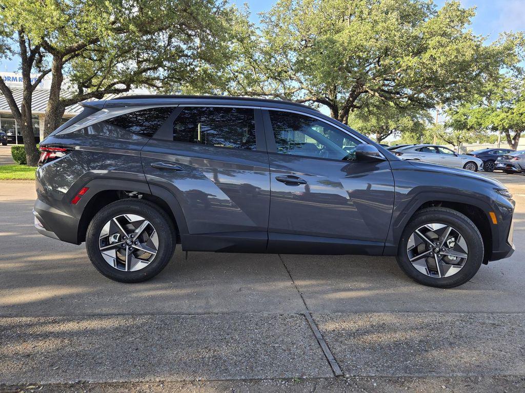 new 2025 Hyundai Tucson car, priced at $30,586
