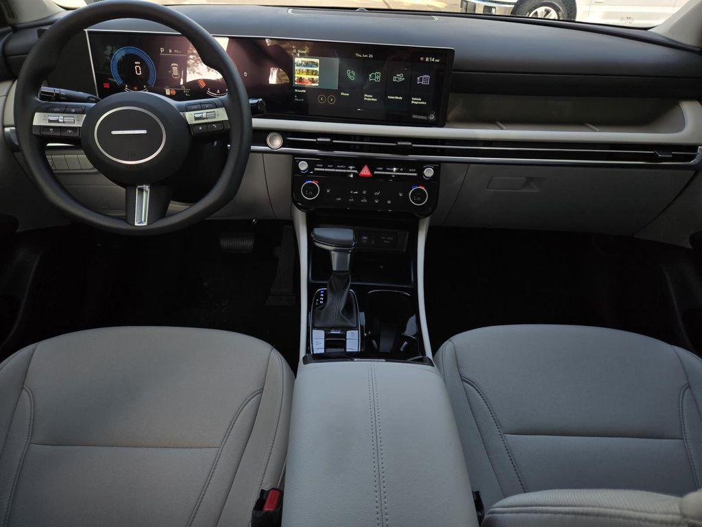 new 2025 Hyundai Tucson car, priced at $30,586