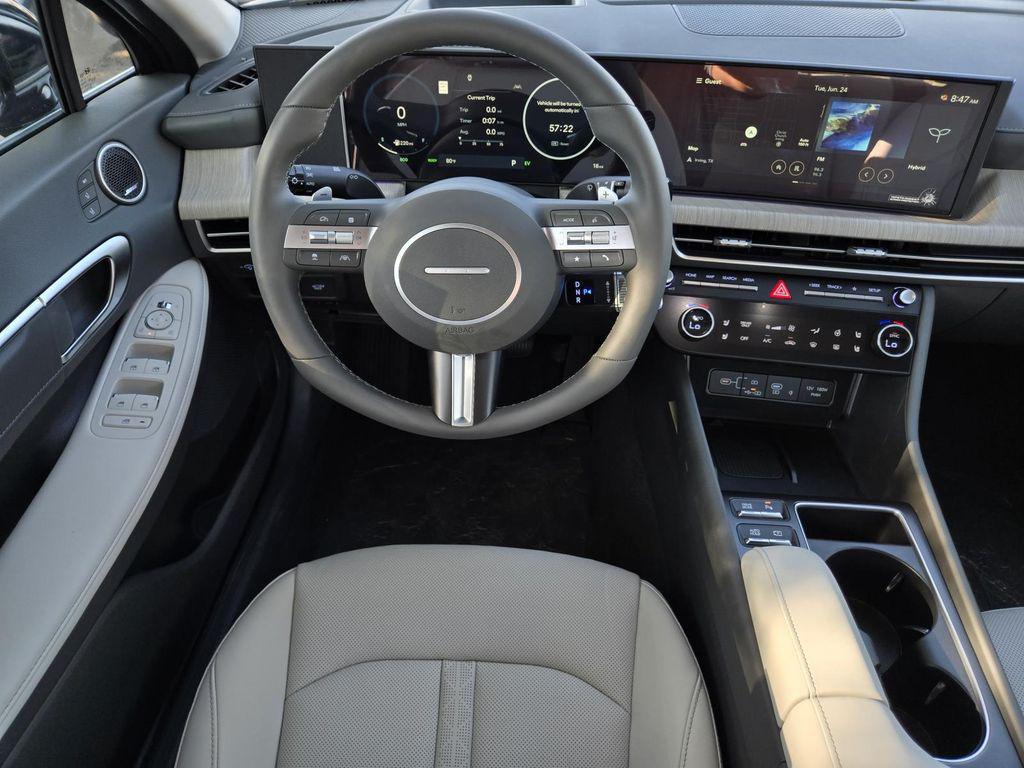 new 2025 Hyundai Sonata Hybrid car, priced at $38,590
