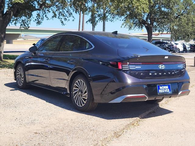 new 2025 Hyundai Sonata Hybrid car, priced at $32,154