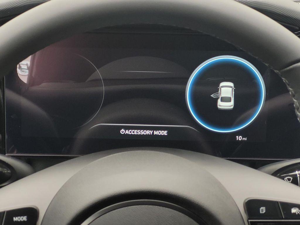 new 2025 Hyundai Elantra car, priced at $29,224