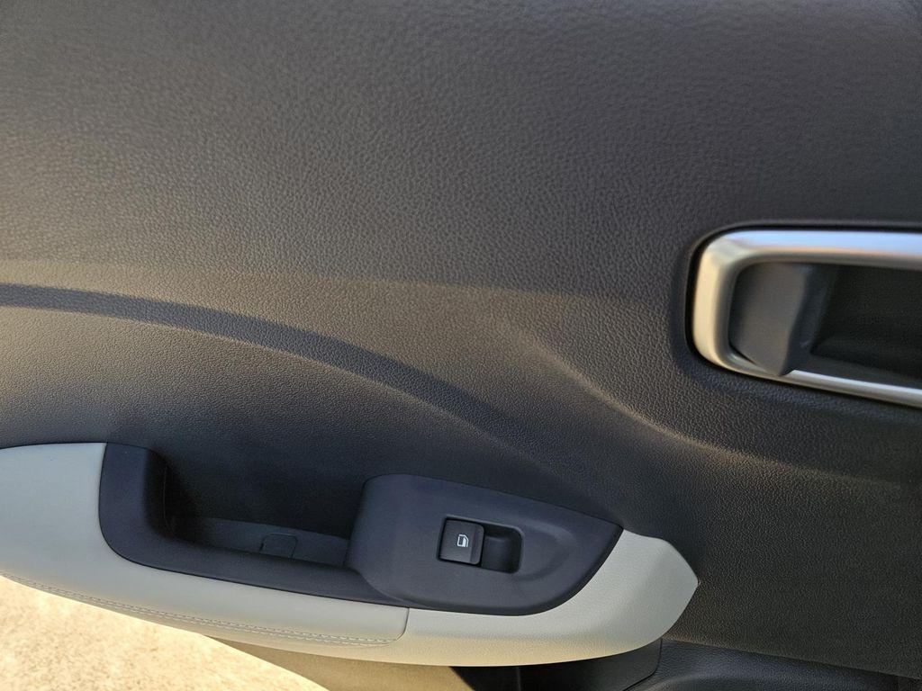 new 2025 Hyundai Venue car, priced at $24,445
