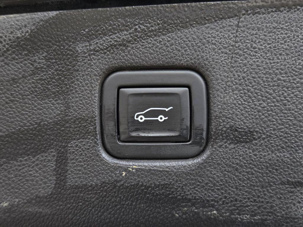 used 2021 Chevrolet Blazer car, priced at $16,700