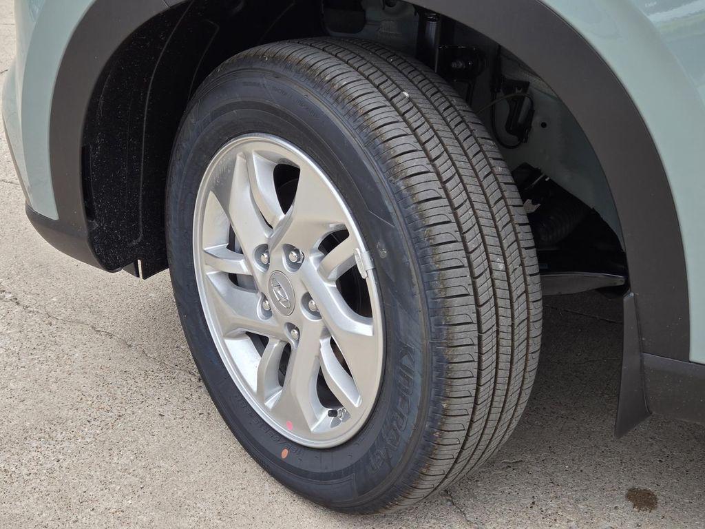 new 2025 Hyundai Venue car, priced at $21,885