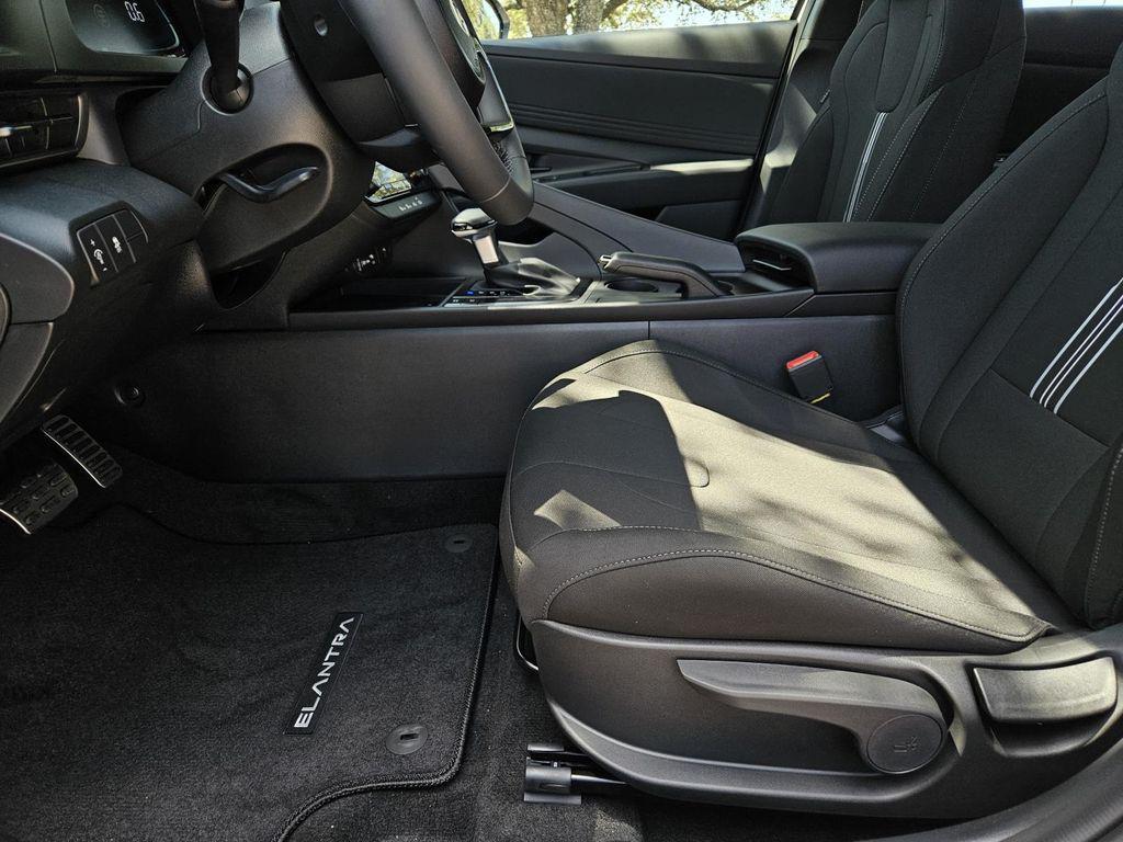 new 2025 Hyundai Elantra car, priced at $25,675