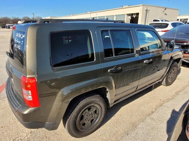 used 2015 Jeep Patriot car, priced at $10,175