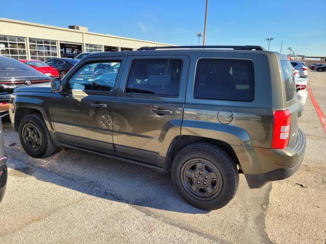 used 2015 Jeep Patriot car, priced at $10,175