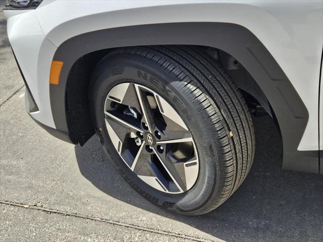 new 2025 Hyundai Tucson car, priced at $32,992
