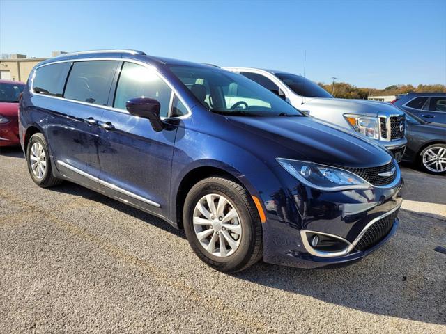 used 2019 Chrysler Pacifica car, priced at $17,675