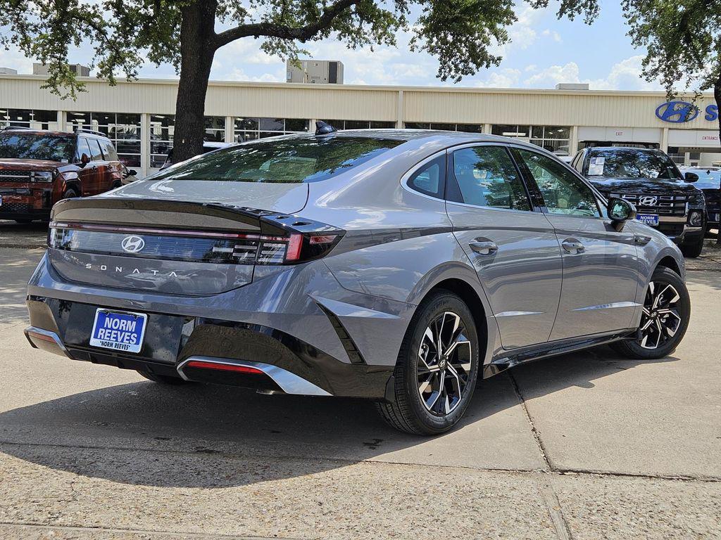 new 2025 Hyundai Sonata car, priced at $29,790