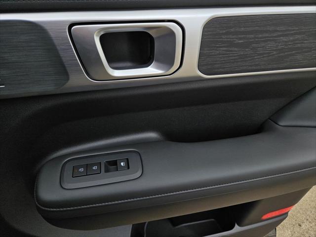 new 2025 Hyundai Santa Fe car, priced at $44,546