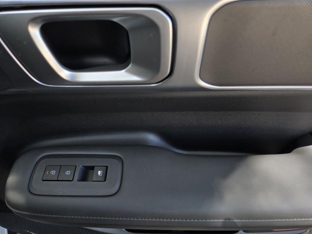 new 2025 Hyundai Santa Fe car, priced at $39,886