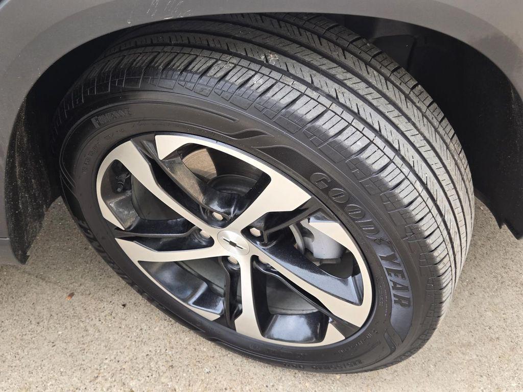 used 2024 Chevrolet Trax car, priced at $21,500