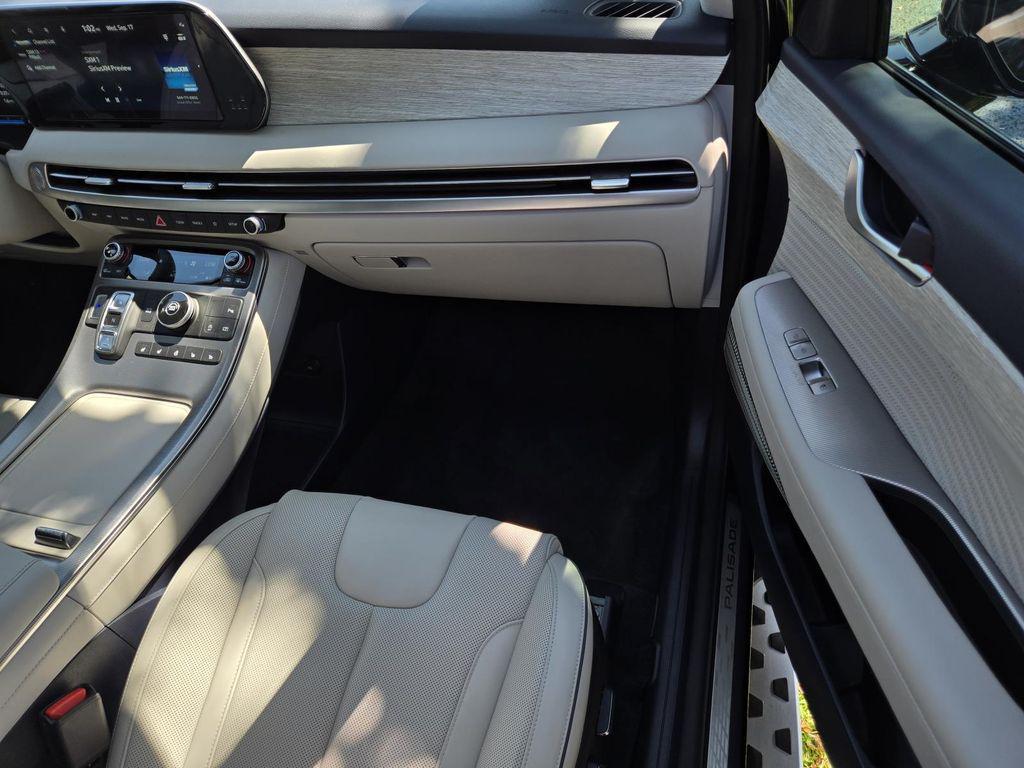 used 2025 Hyundai Palisade car, priced at $47,700