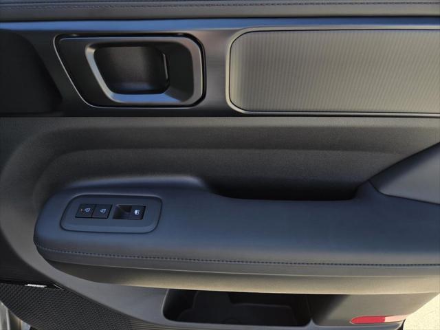 new 2025 Hyundai Santa Fe car, priced at $50,585