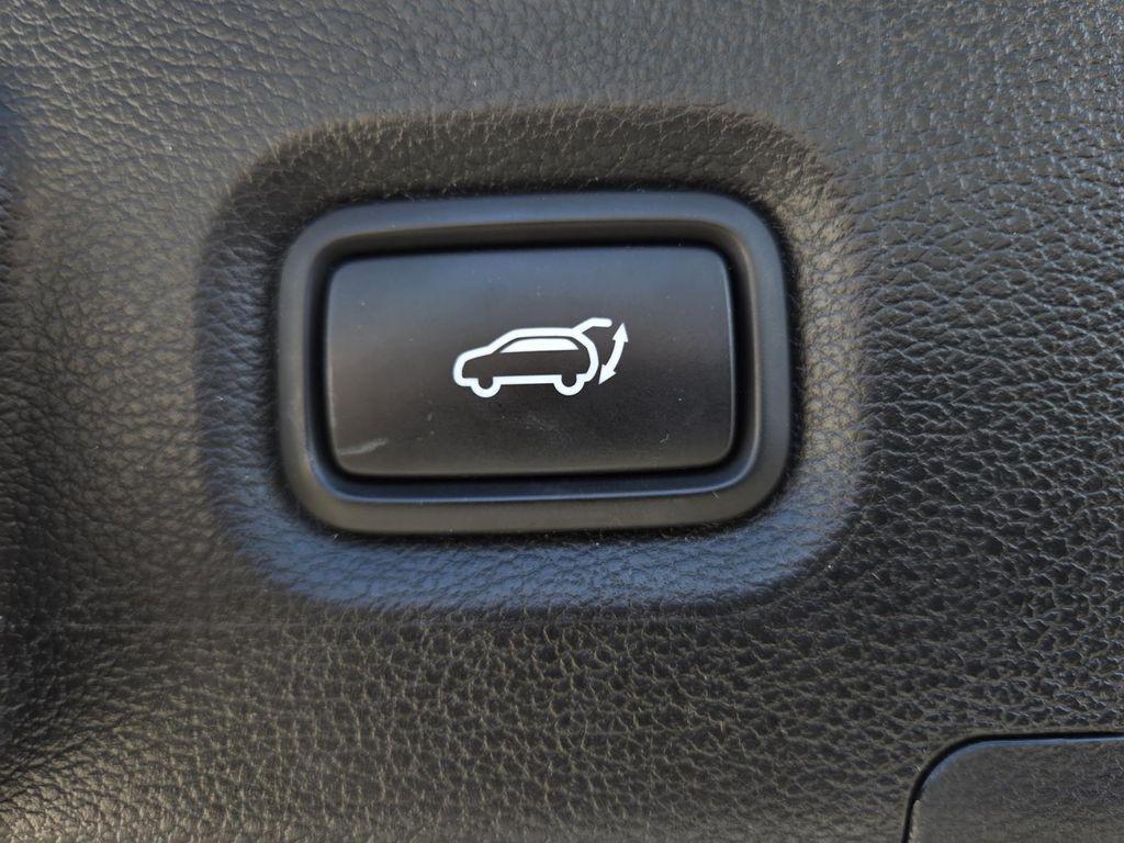 used 2023 Hyundai Santa Fe car, priced at $25,500