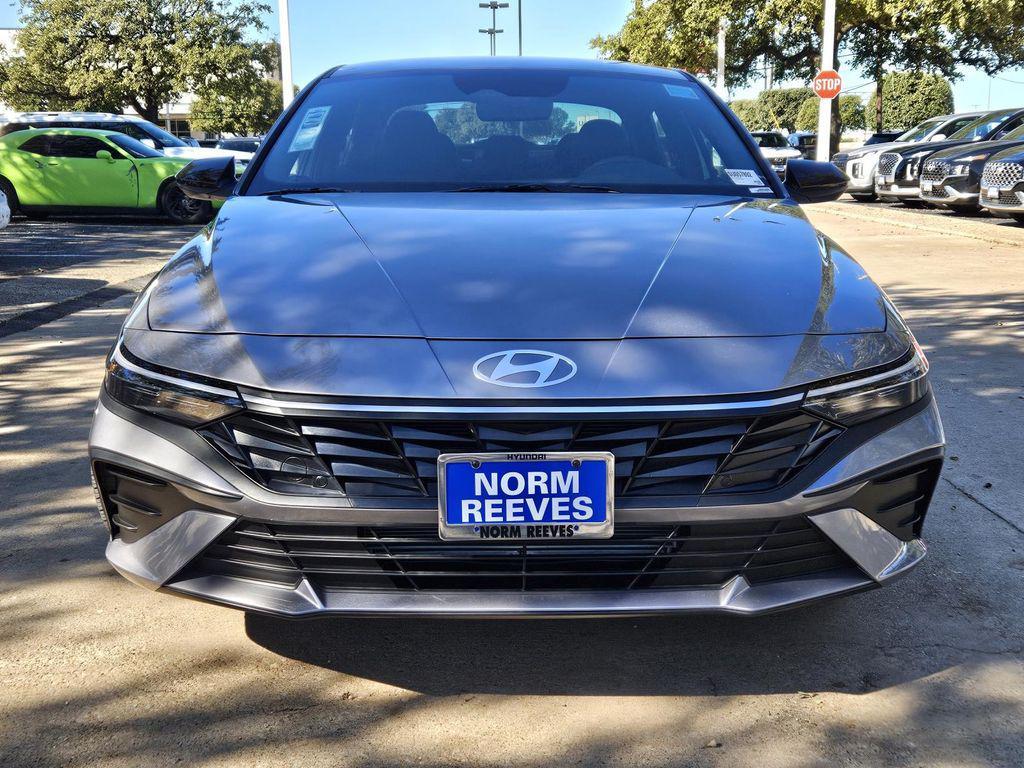 new 2025 Hyundai Elantra car, priced at $24,544