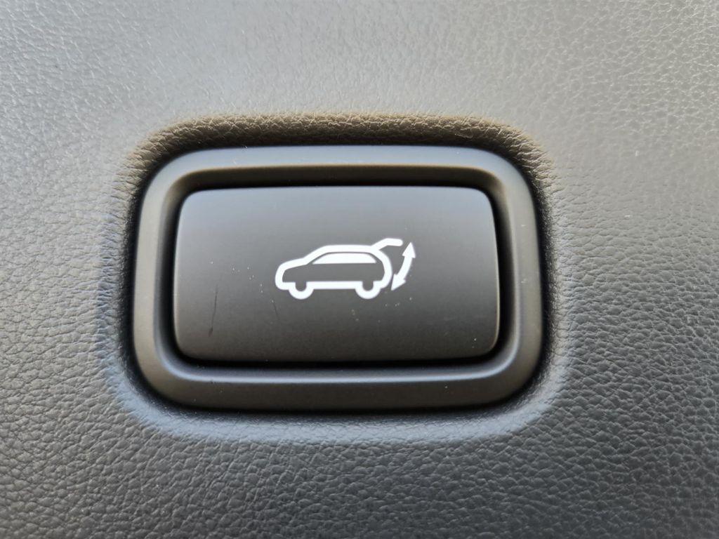 new 2025 Hyundai TUCSON Hybrid car, priced at $42,967