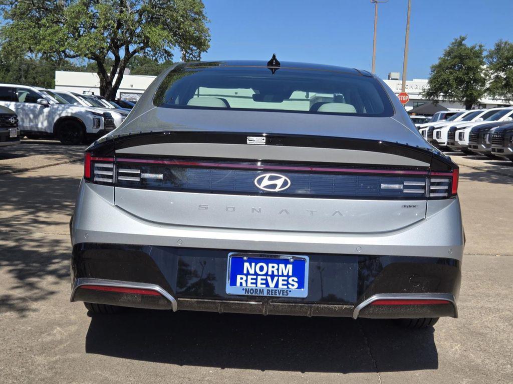 new 2025 Hyundai Sonata Hybrid car, priced at $38,575