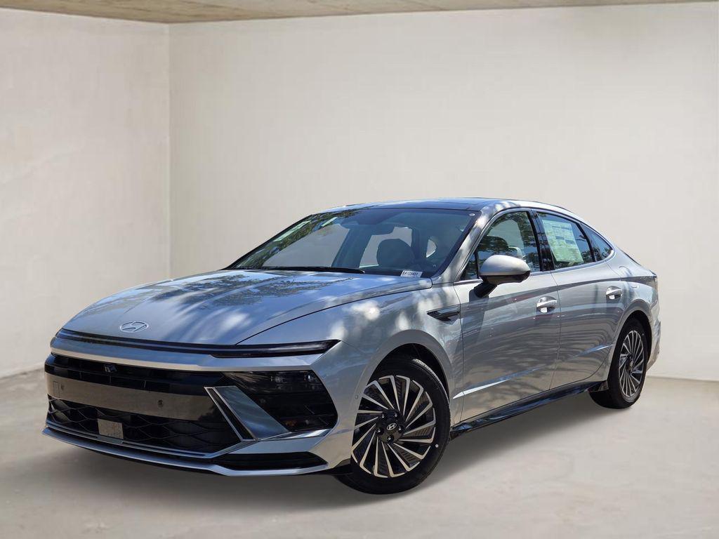 new 2025 Hyundai Sonata Hybrid car, priced at $38,575