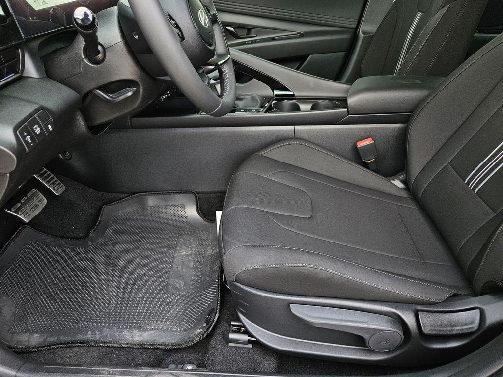 new 2025 Hyundai ELANTRA HEV car, priced at $28,205