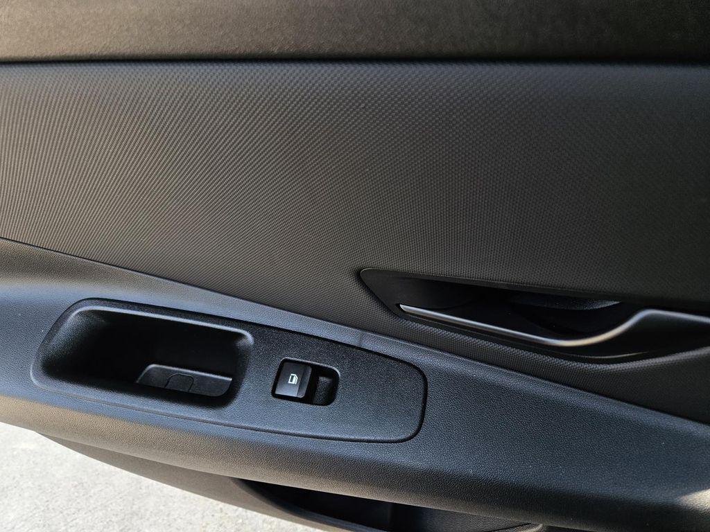 new 2025 Hyundai ELANTRA HEV car, priced at $28,205
