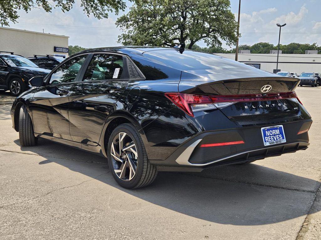 new 2025 Hyundai ELANTRA HEV car, priced at $28,205